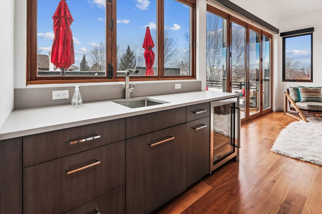 Living Area - The Garfield at Cherry Creek - Denver Vacation Rental Living Area - The Garfield at Cherry Creek - Denver Vacation Rental