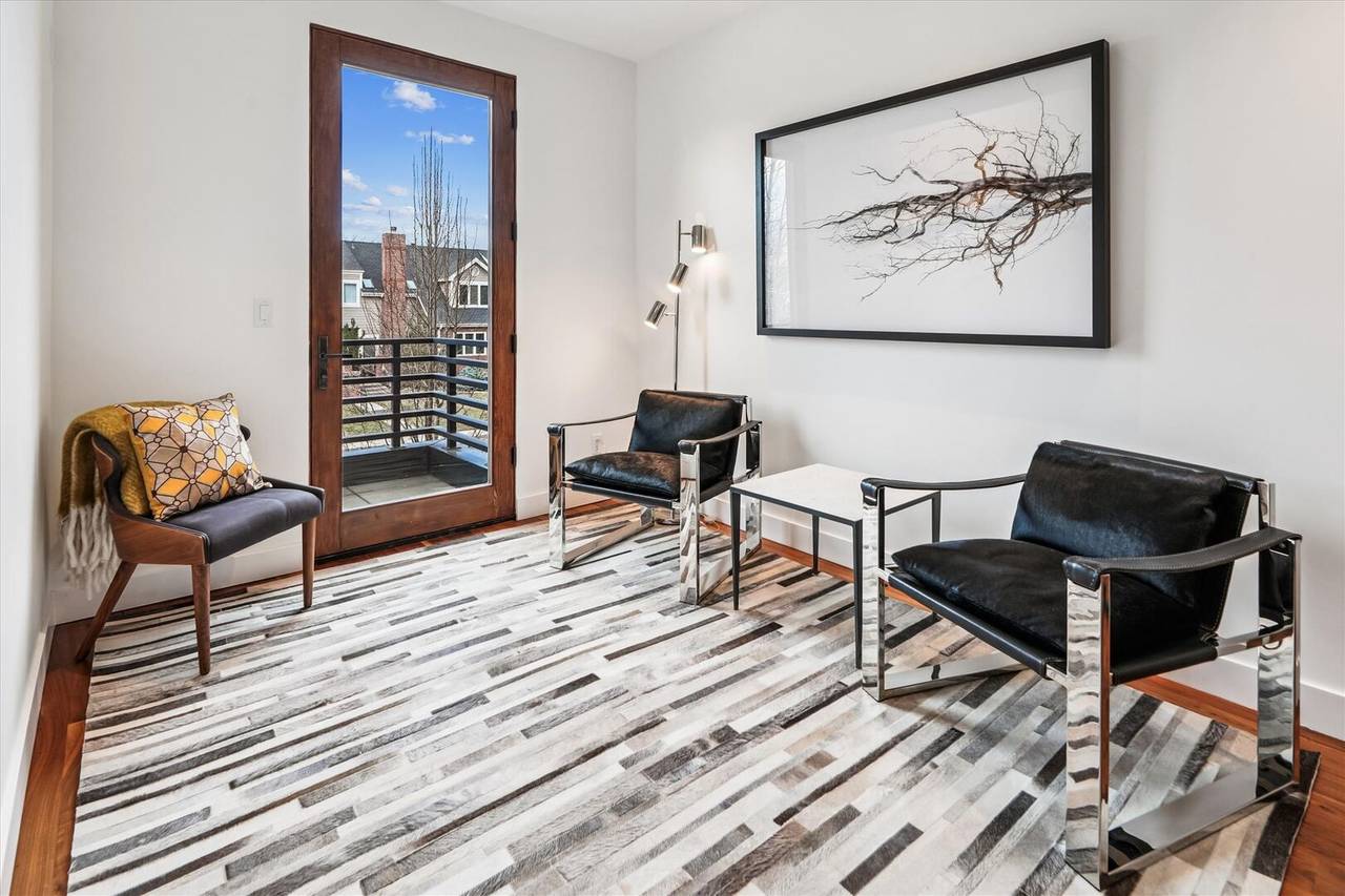 Living Area - The Garfield at Cherry Creek - Denver Vacation Rental Living Area - The Garfield at Cherry Creek - Denver Vacation Rental