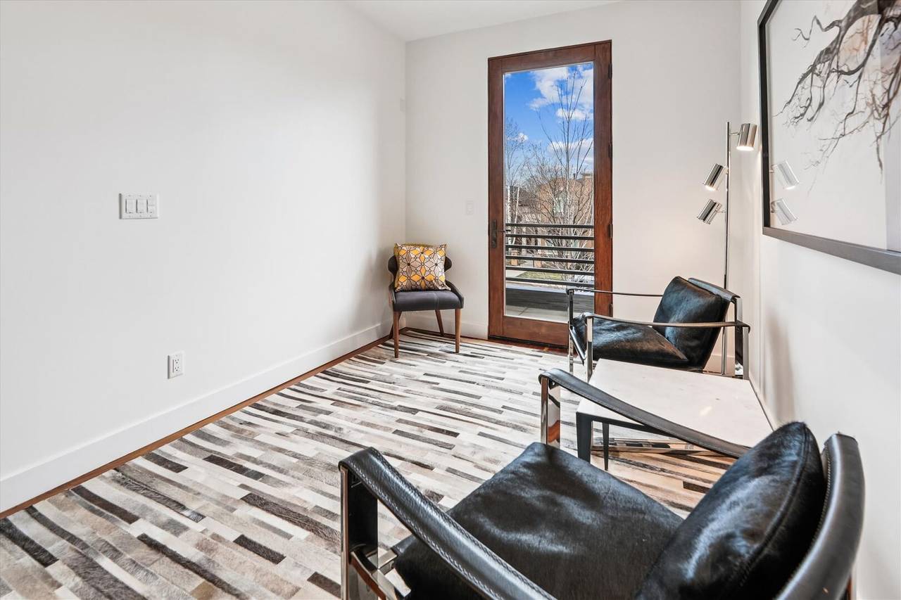 Living Area - The Garfield at Cherry Creek - Denver Vacation Rental Living Area - The Garfield at Cherry Creek - Denver Vacation Rental