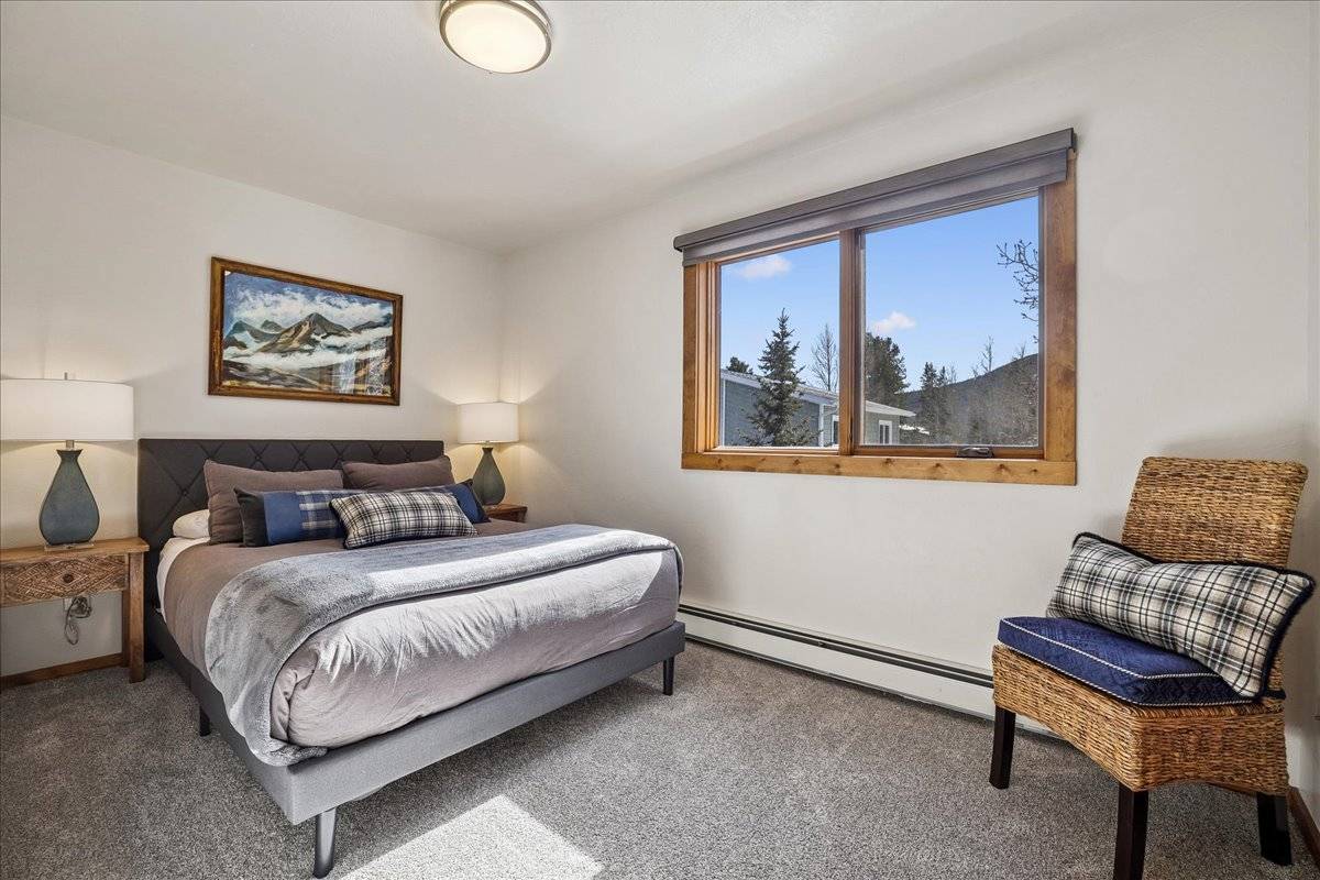 Bedroom - Villa Mount Royal - Frisco Vacation Rental Bedroom - Villa Mount Royal - Frisco Vacation Rental