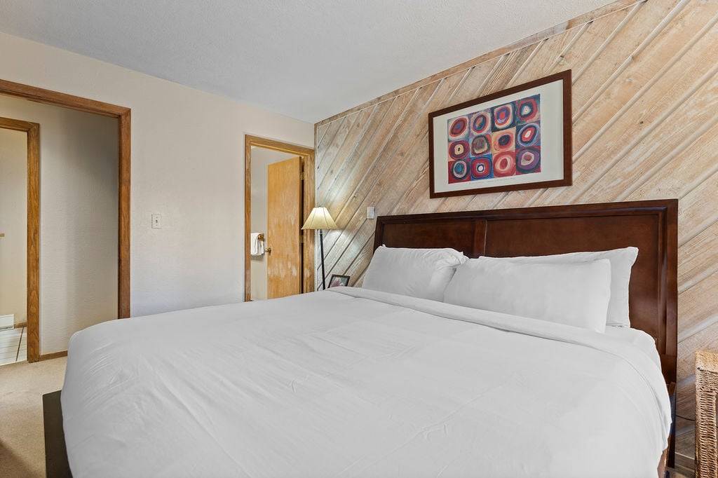 Bedroom - Cimarron 203 - Breckenridge Vacation Rental Bedroom - Cimarron 203 - Breckenridge Vacation Rental