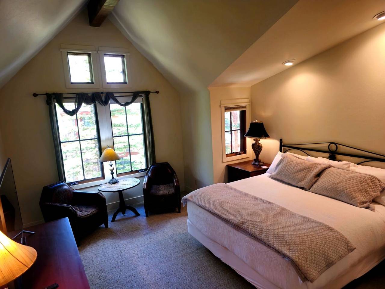 Bedroom - Trail Nest - Breckenridge Vacation Rental Bedroom - Trail Nest - Breckenridge Vacation Rental