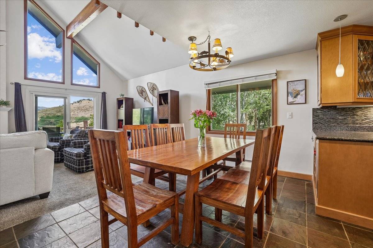 Dining Area - Tenderfoot Basecamp - Dillon Vacation Rental Dining Area - Tenderfoot Basecamp - Dillon Vacation Rental