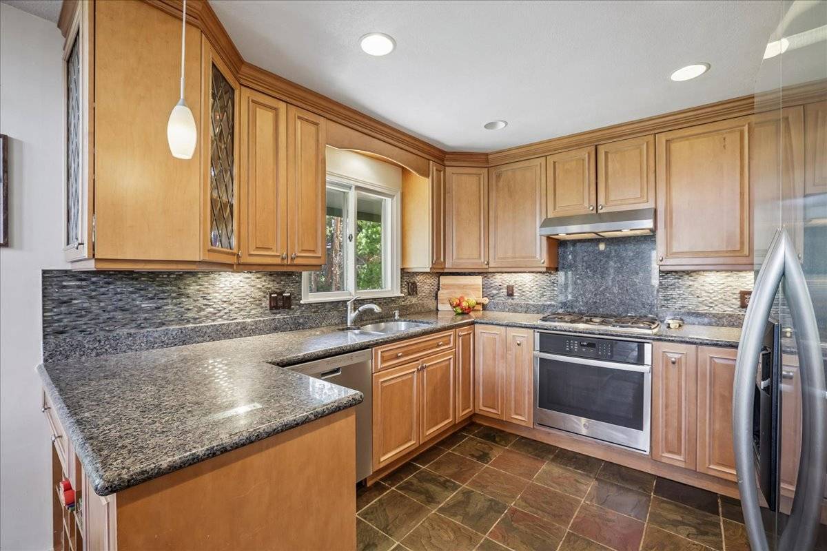 Kitchen - Tenderfoot Basecamp - Dillon Vacation Rental Kitchen - Tenderfoot Basecamp - Dillon Vacation Rental