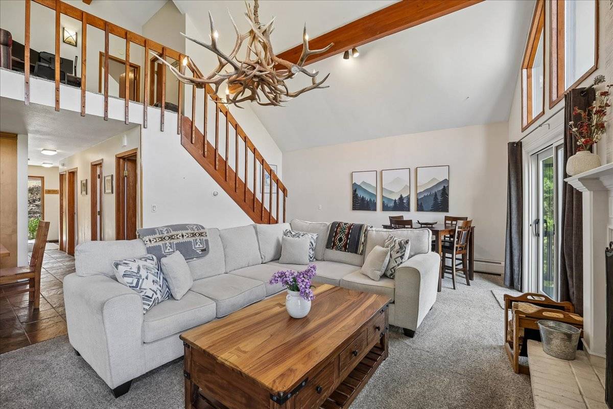 Living Area - Tenderfoot Basecamp - Dillon Vacation Rental Living Area - Tenderfoot Basecamp - Dillon Vacation Rental