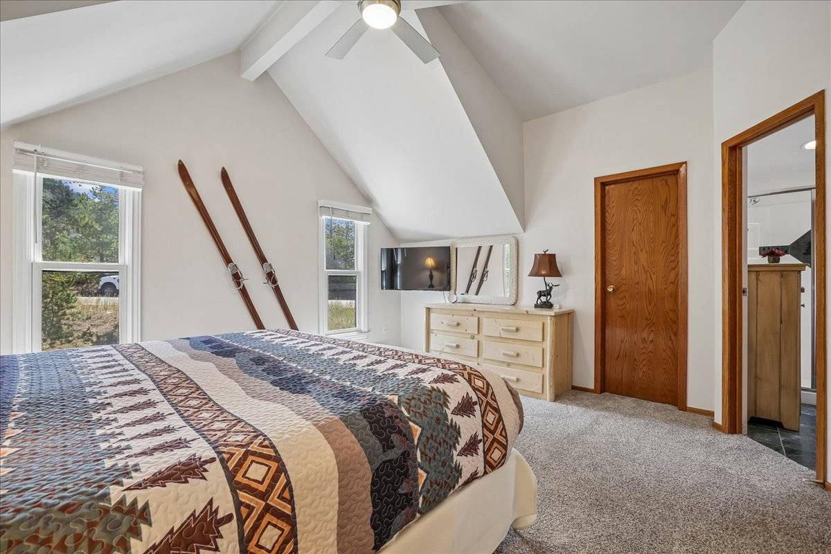 Bedroom - Tenderfoot Basecamp - Dillon Vacation Rental Bedroom - Tenderfoot Basecamp - Dillon Vacation Rental