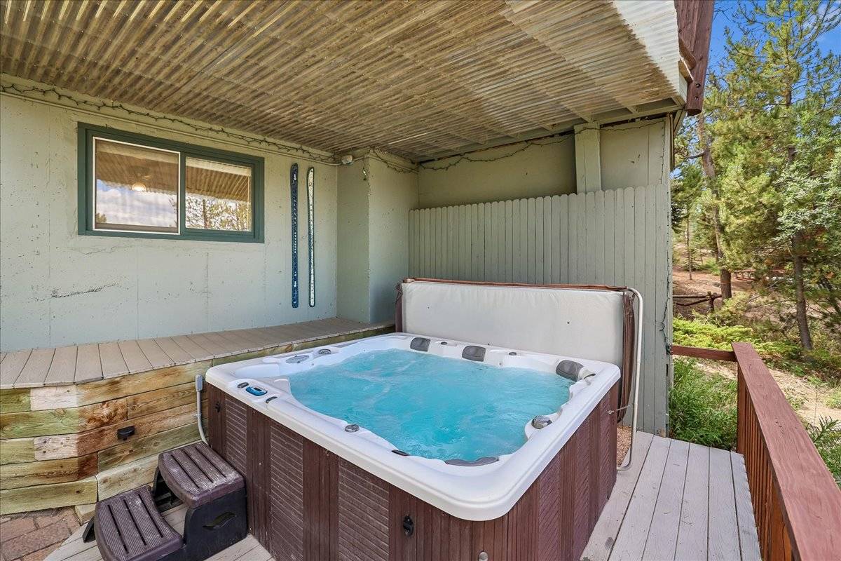 Hot Tub - Tenderfoot Basecamp - Dillon Vacation Rental Hot Tub - Tenderfoot Basecamp - Dillon Vacation Rental