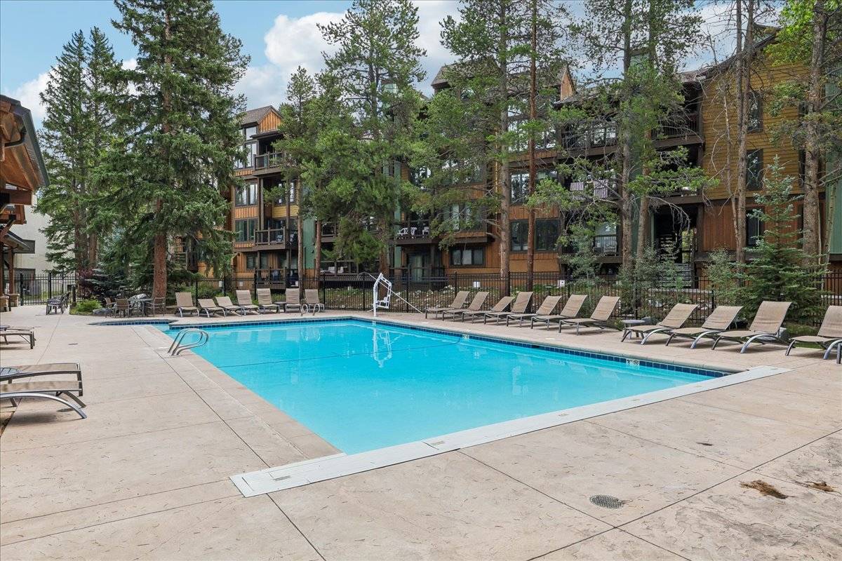 Columbine Pool & Hot Tubs - Lances West 9 - Breckenridge Vacation Rental Columbine Pool & Hot Tubs - Lances West 9 - Breckenridge Vacation Rental
