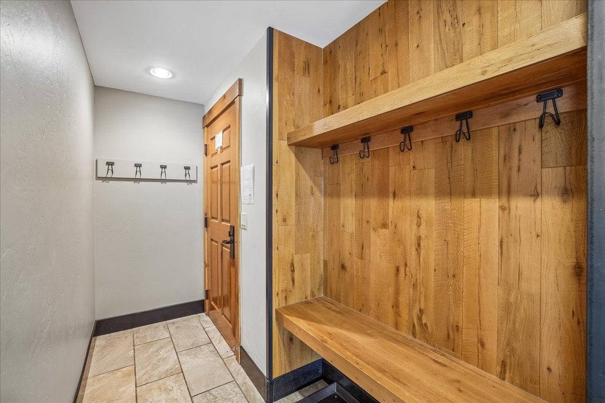 Entry - Mountain Thunder Lodge 1201 - Breckenridge Vacation Rental Entry - Mountain Thunder Lodge 1201 - Breckenridge Vacation Rental