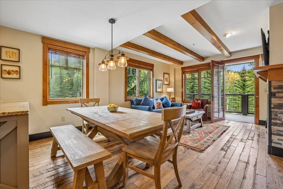 Dining Area - Mountain Thunder Lodge 1201 - Breckenridge Vacation Rental Dining Area - Mountain Thunder Lodge 1201 - Breckenridge Vacation Rental