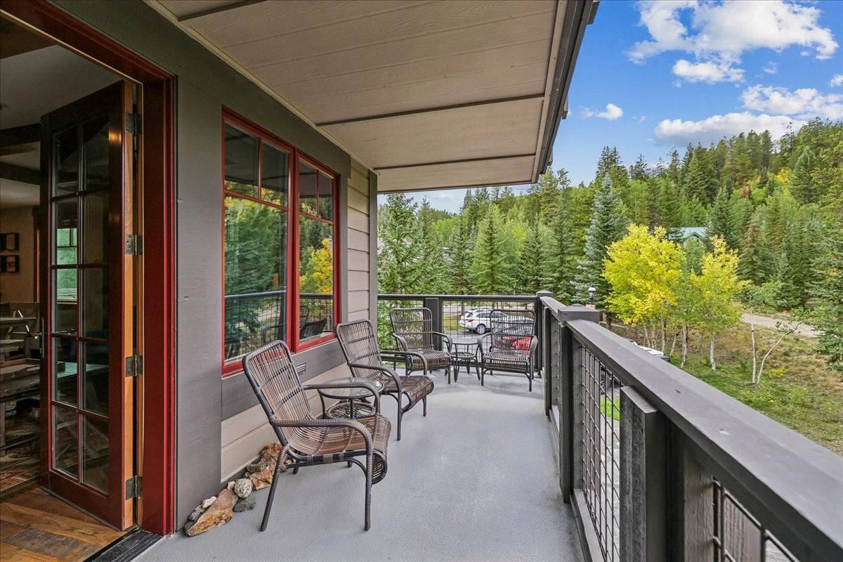 Balcony - Mountain Thunder Lodge 1201 - Breckenridge Vacation Rental Balcony - Mountain Thunder Lodge 1201 - Breckenridge Vacation Rental