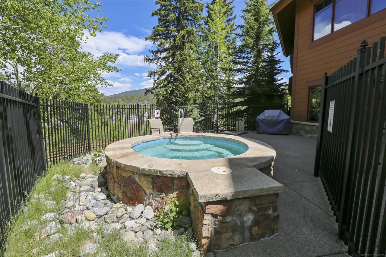 Mountain Thunder Lodge Amenities - Mountain Thunder Lodge 1201 - Breckenridge Vacation Rental Mountain Thunder Lodge Amenities - Mountain Thunder Lodge 1201 - Breckenridge Vacation Rental