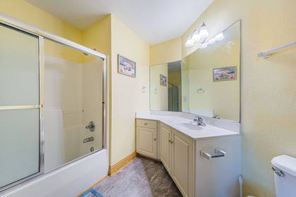 Mid Level Master Bath