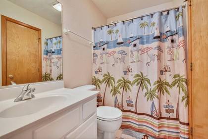 Mid Level Bath