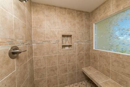 Upper Level Master Bath