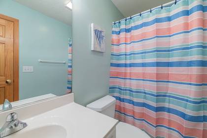 Mid Level Master Bath