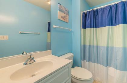 Mid Level Master Bath