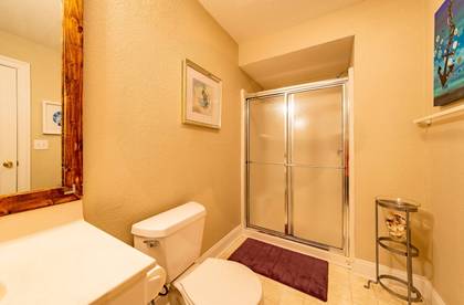 Mid Level Master Bath