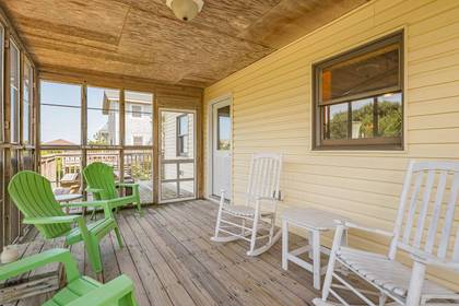 Screened Porch