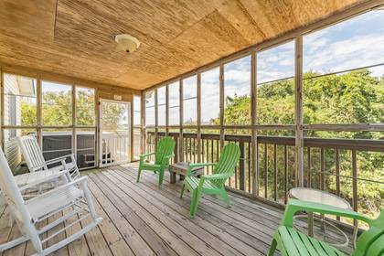 Screened Porch