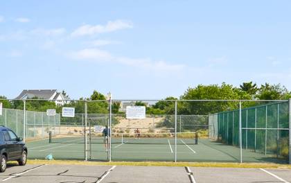 Community Tennis