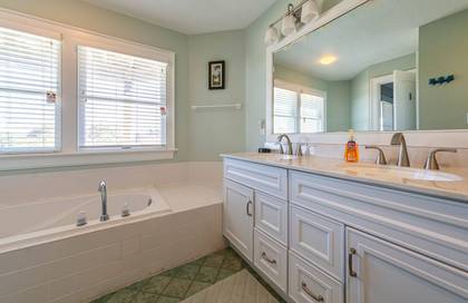 Mid Level Master Bath