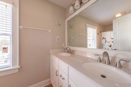 Mid Level Master Bath