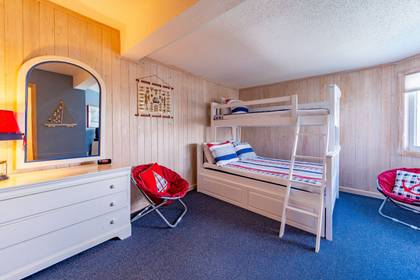 Mid Level Bedroom
