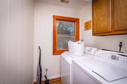 Mid Level Laundry Room