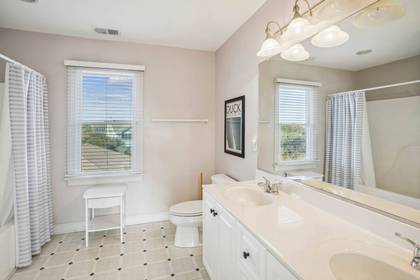 Upper Level Master Bath