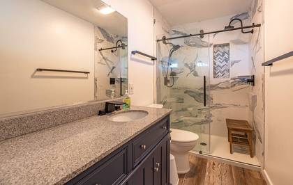 Mid Level Master Bath