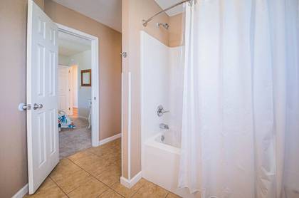 Mid Level Bath