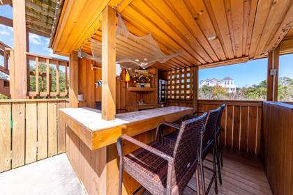 Tiki Bar