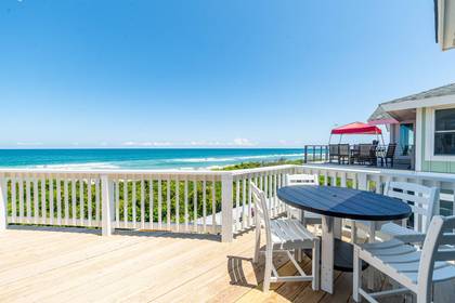 Upper Level Sun Deck