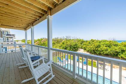Mid Level Covered Deck