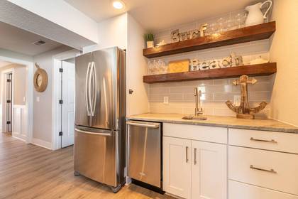 Wet Bar and Full Size Refrigerator