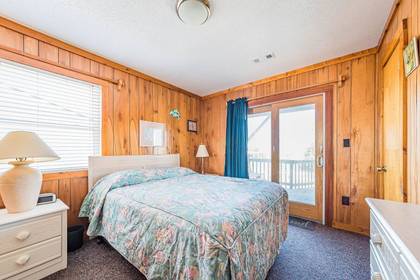 Mid Level Bedroom