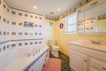 Mid Level Bath
