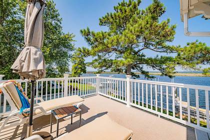 Upper Master Sun Deck