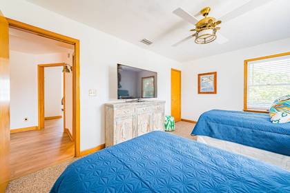 Mid Level Bedroom