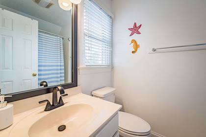 Mid Level Master Bath