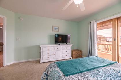 Mid Level Bedroom