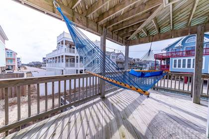 Mid Level Covered Deck