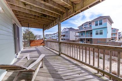 Mid Level Covered Deck