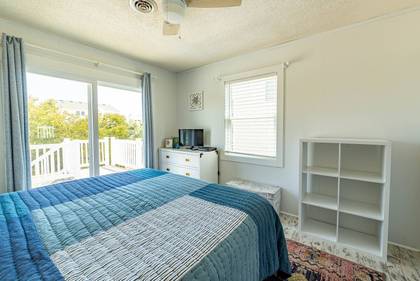 upper level bedroom