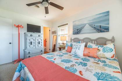 Queen Master Bedroom