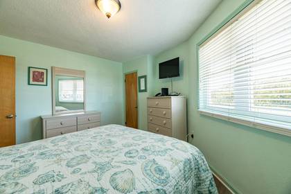 Upper Level Bedroom