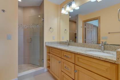 Upper Level Master Bath