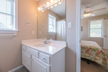 Lower Level Semi-Private Bath