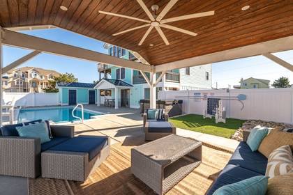 Pool Cabana